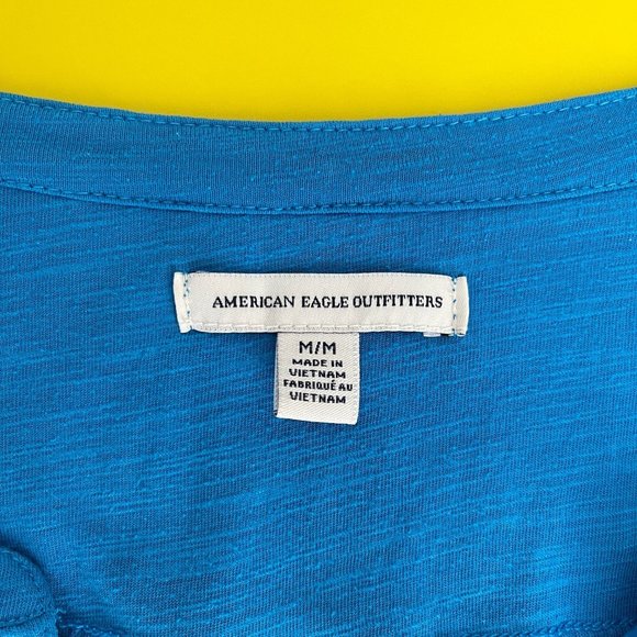American Eagle Top with Bottom Front Tie and Convertible Sleeves, Light Blue, M - Picture 4 of 12